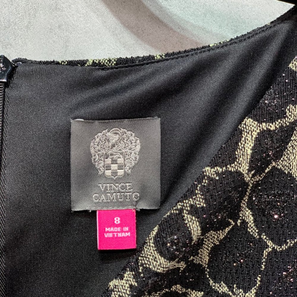 Vince Camuto Long Sleeve Glitter Animal Print Shea - Picture 9 of 12